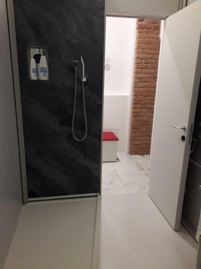 Apartmán La Casa Di Morazzone Giulia Pavia Exteriér fotografie